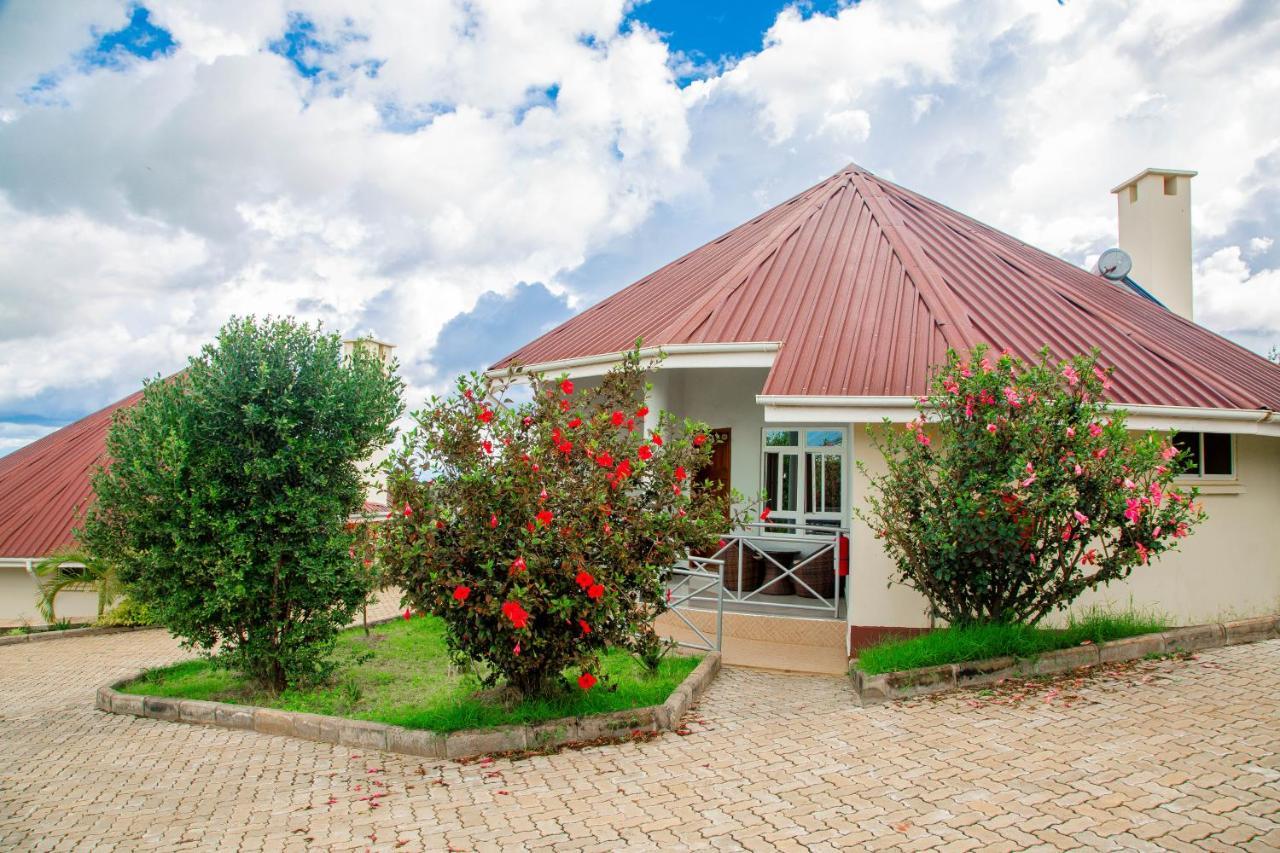 A1 Hotel And Resort Аруша Екстериор снимка
