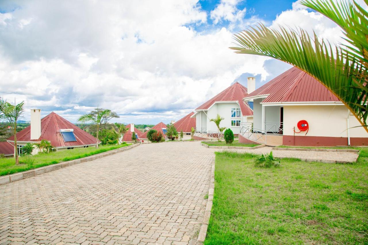 A1 Hotel And Resort Аруша Екстериор снимка